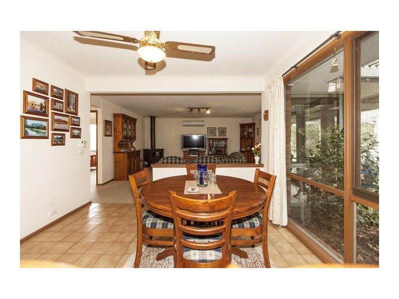 11 Golf Links Road, Ararat VIC 3377