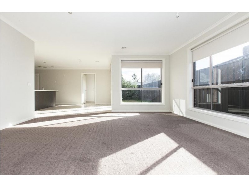 18 Clarke Street, Ararat VIC 3377