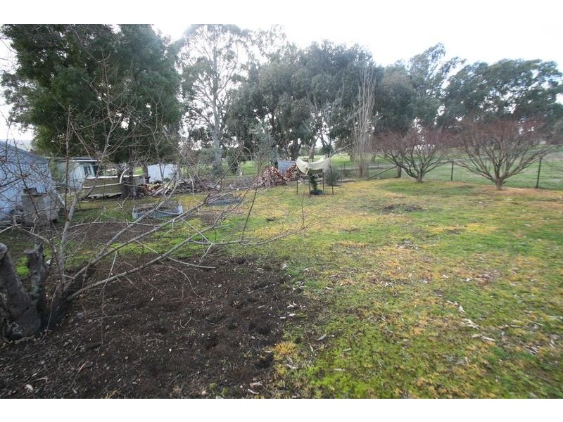 8 Degraves Street, Elmhurst VIC 3469