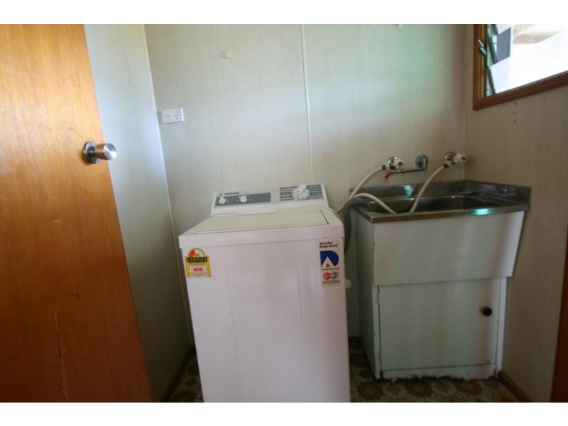 8 Degraves Street, Elmhurst VIC 3469