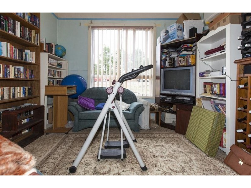 9 Currajong Avenue, Ararat VIC 3377