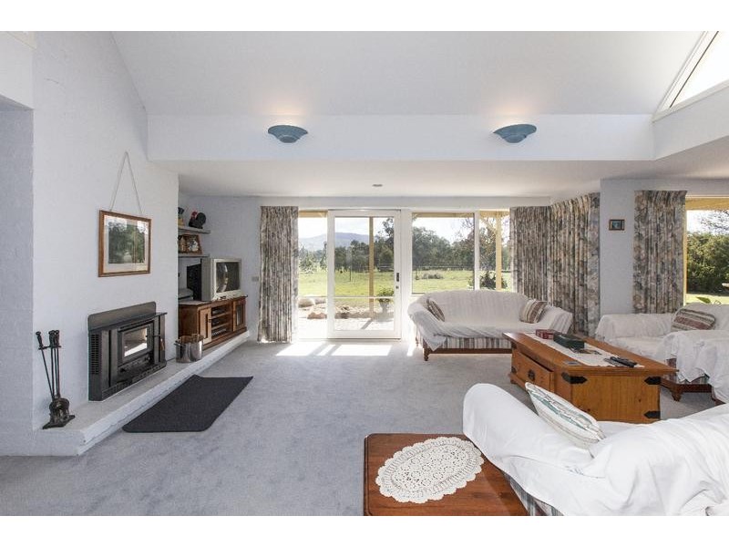 7 Glenpatrick Road, Elmhurst VIC 3469