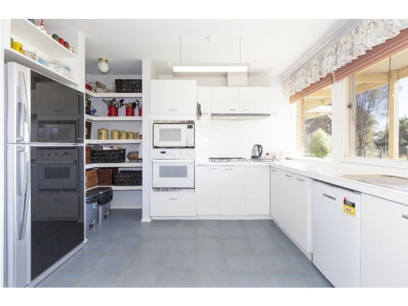 7 Glenpatrick Road, Elmhurst VIC 3469