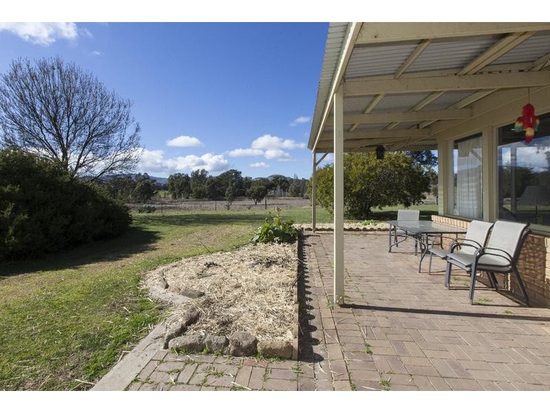 7 Glenpatrick Road, Elmhurst VIC 3469