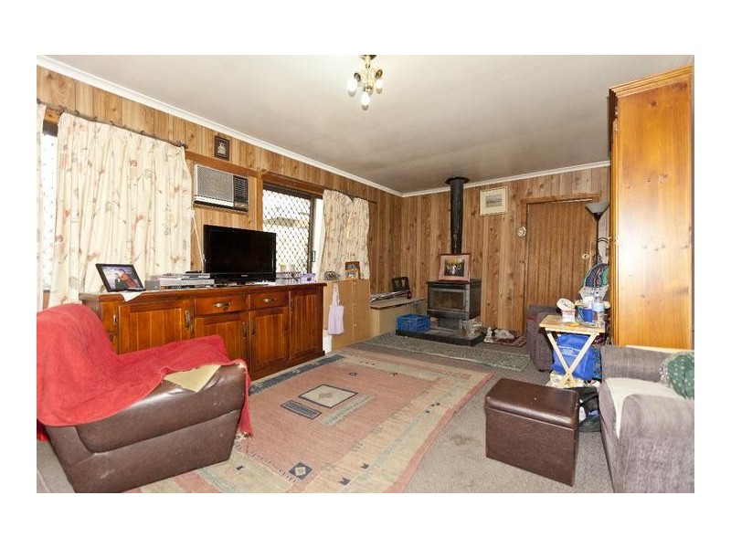 64 Bellinghams Hill Road, Ararat VIC 3377