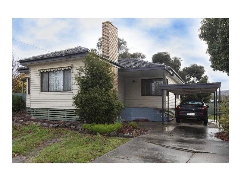 99 George Road, Ararat VIC 3377