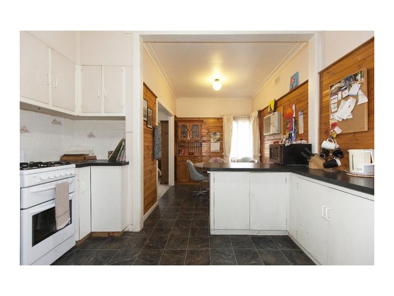 99 George Road, Ararat VIC 3377