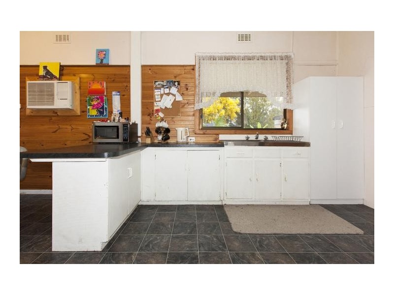 99 George Road, Ararat VIC 3377