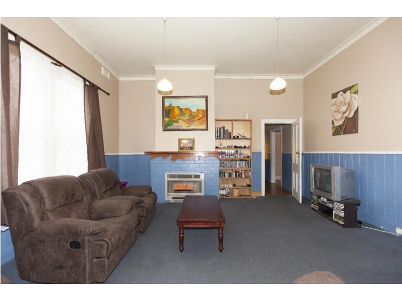 97 Queen Street North, Ararat VIC 3377