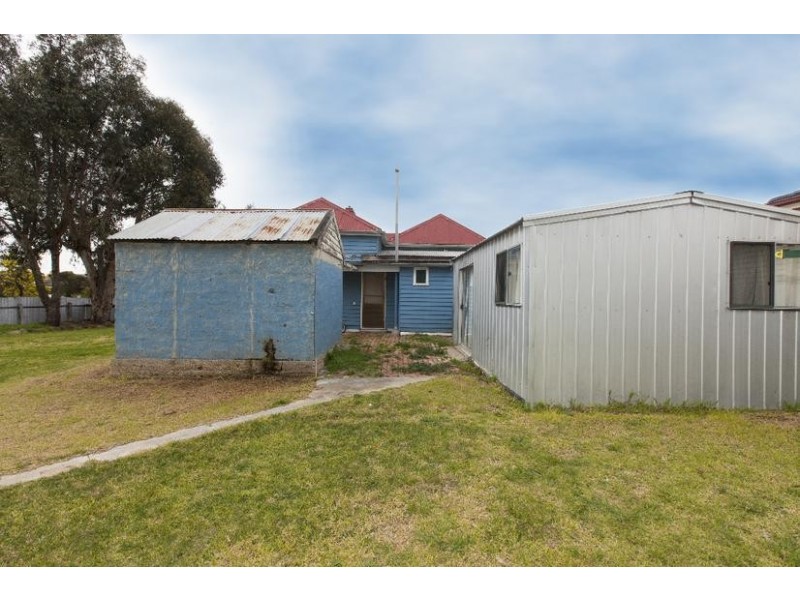 97 Queen Street North, Ararat VIC 3377