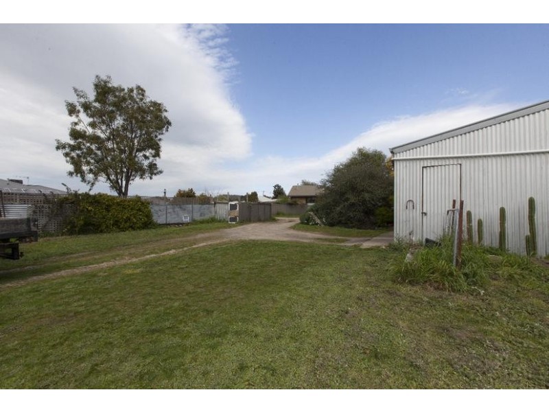 17 Tuson Street, Ararat VIC 3377