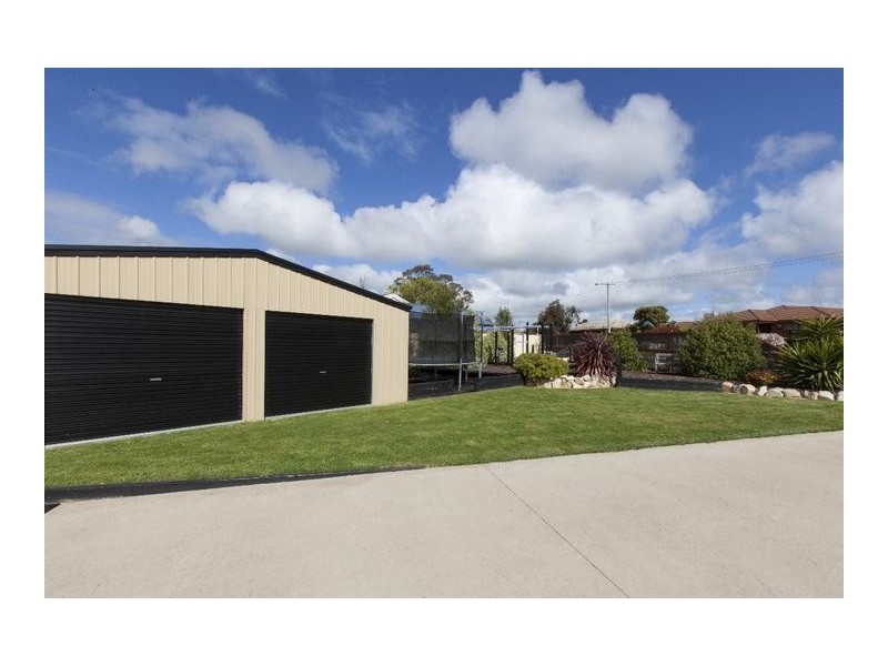 17 Kneebone Street, Ararat VIC 3377