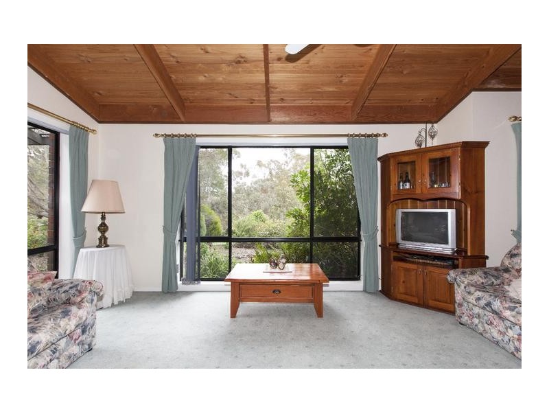 10 Salvation Gully Road, Norval VIC 3377