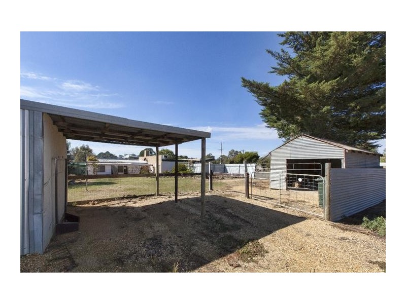 1369-1371 Ararat – Halls Gap Road, Moyston VIC 3377