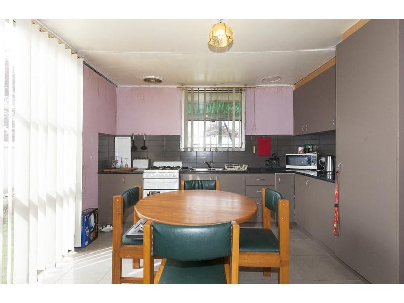 27 Tatyoon Road, Ararat VIC 3377