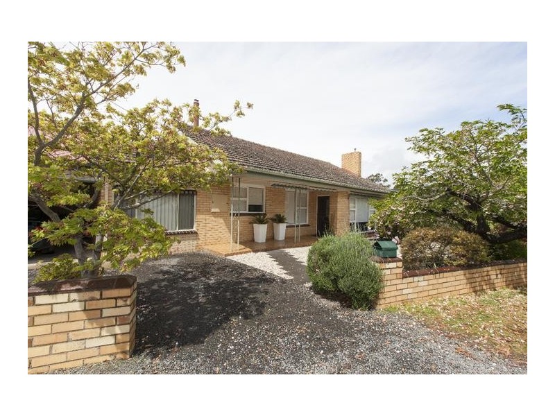 9 Port Fairy Road, Ararat VIC 3377