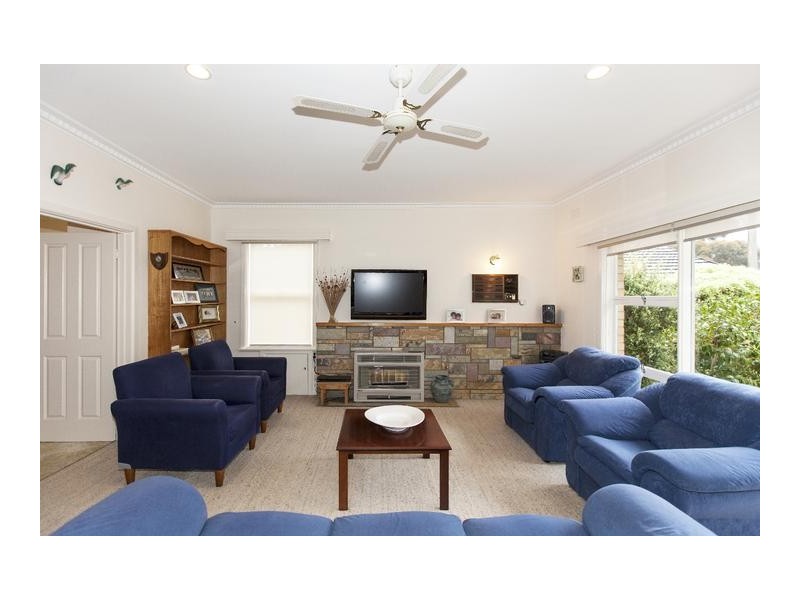 9 Port Fairy Road, Ararat VIC 3377