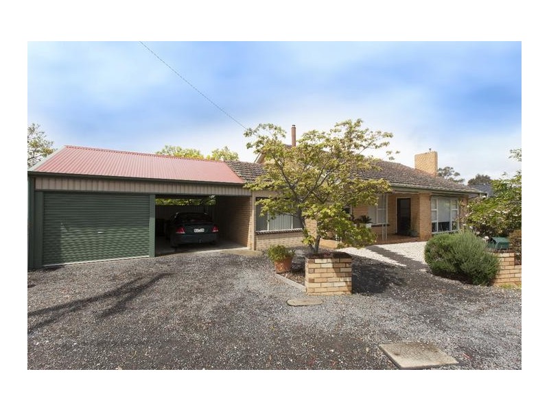 9 Port Fairy Road, Ararat VIC 3377