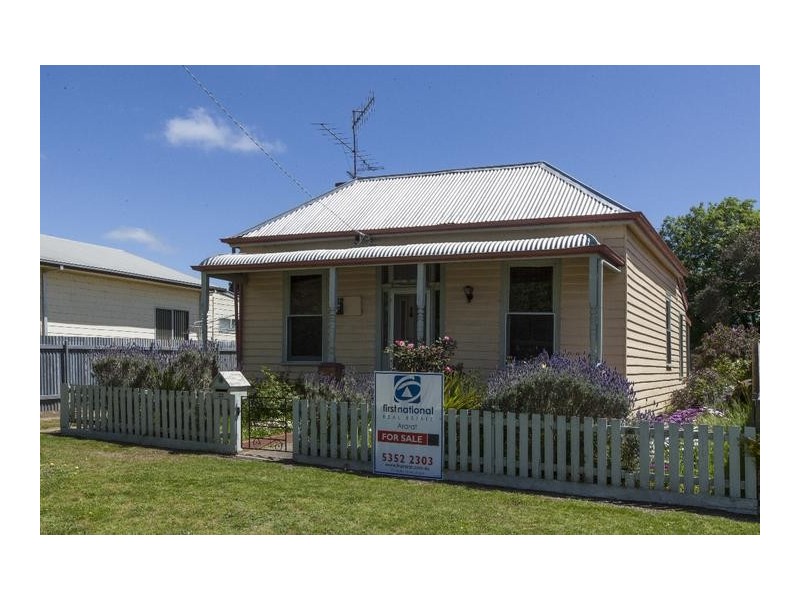 33 Maude Street, Ararat VIC 3377
