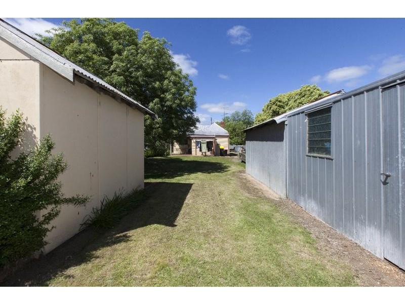 33 Maude Street, Ararat VIC 3377