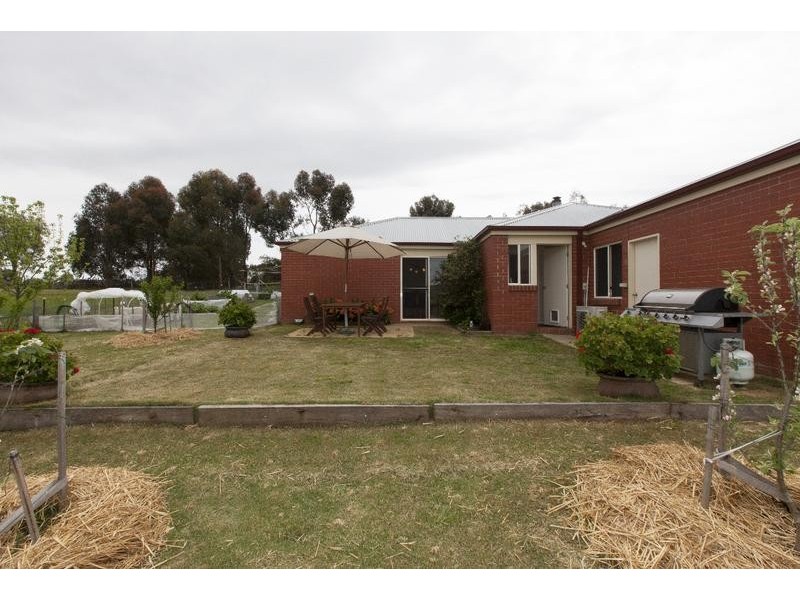 42 Jacksons Creek Road, Ararat VIC 3377