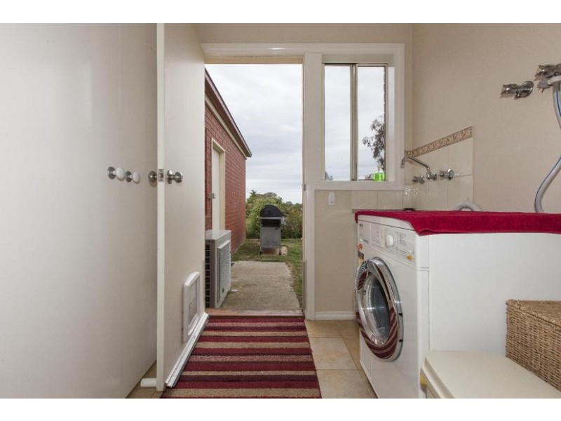 42 Jacksons Creek Road, Ararat VIC 3377