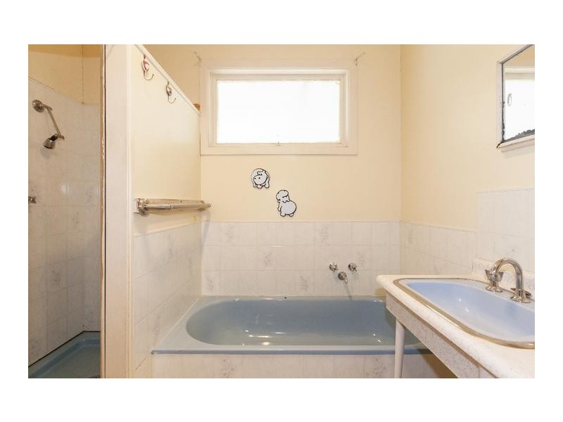 124 Picnic Road, Ararat VIC 3377