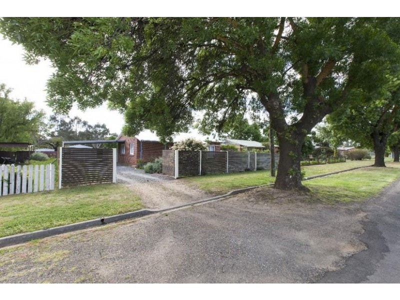 137 Main Street, Great Western VIC 3377