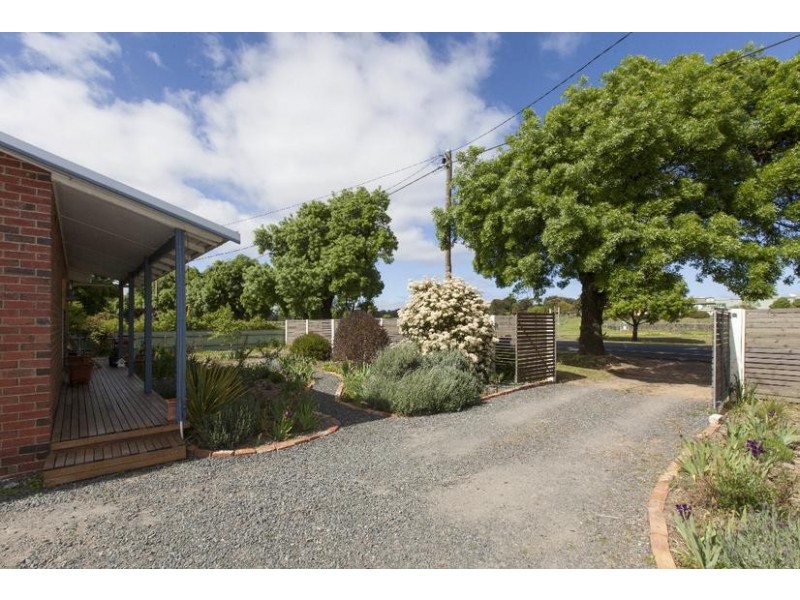 137 Main Street, Great Western VIC 3377