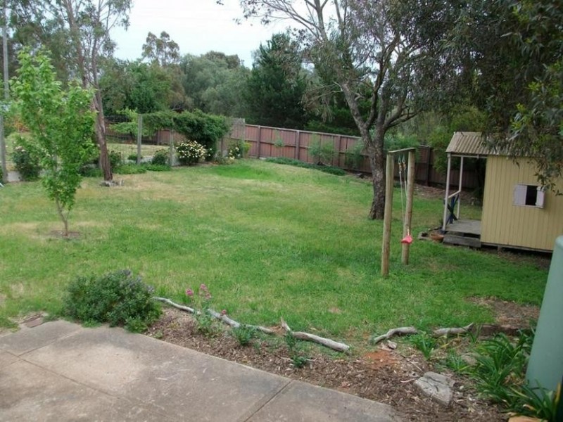 26 Brooke Street, Moyston VIC 3377