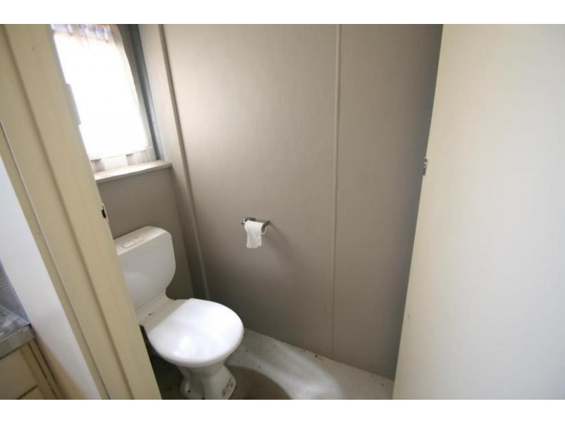 2&3/1 McGIbbony Crt, Ararat VIC 3377