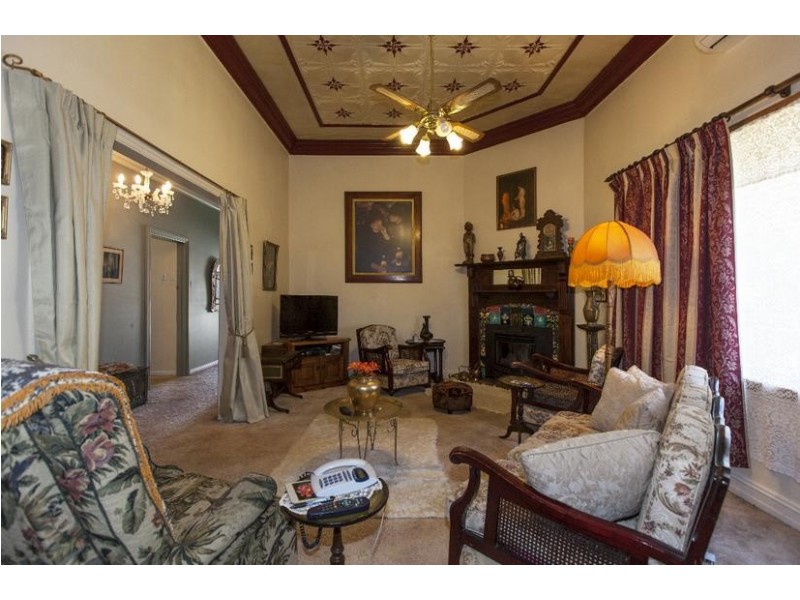 14 Lambert Street, Ararat VIC 3377