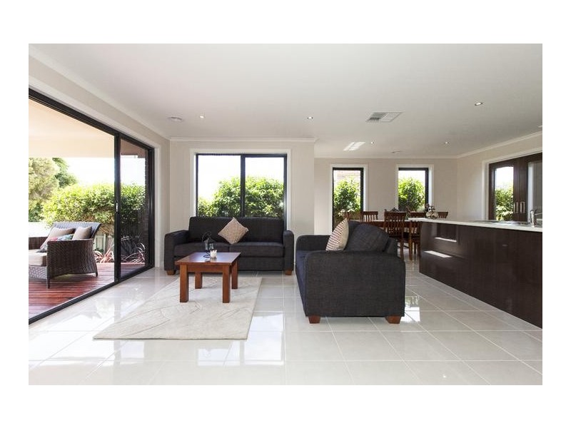 18 Henderson Street, Ararat VIC 3377