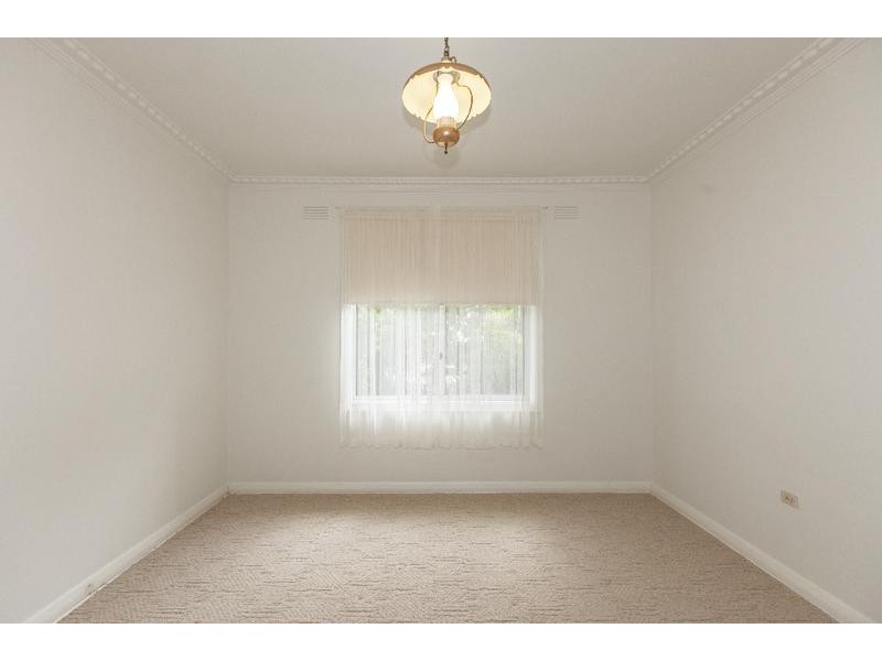 142 Montgomery Street, Lake Bolac VIC 3351