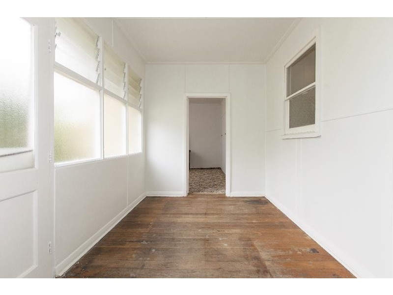 142 Montgomery Street, Lake Bolac VIC 3351