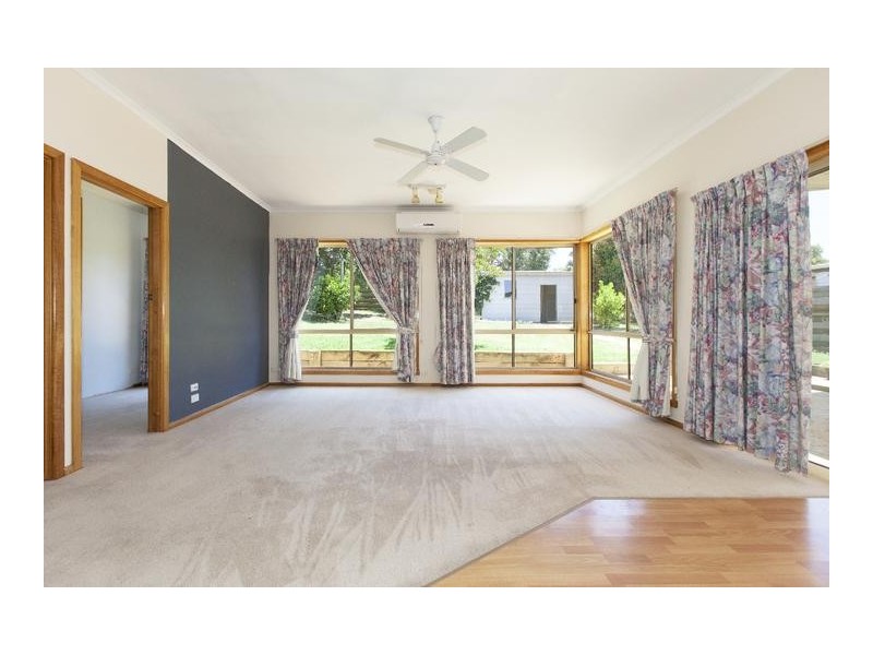 48 Barkly Street West, Ararat VIC 3377