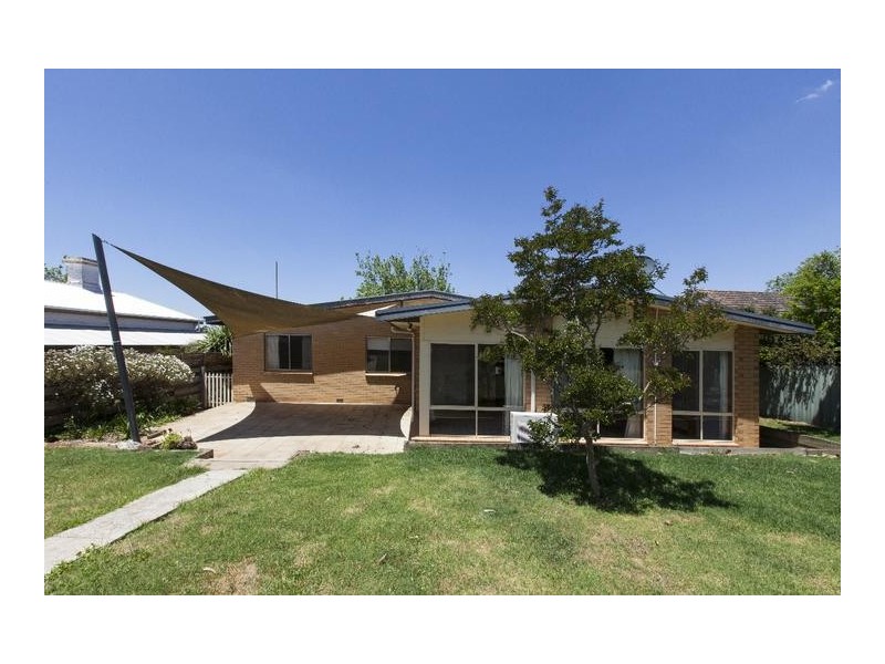 48 Barkly Street West, Ararat VIC 3377