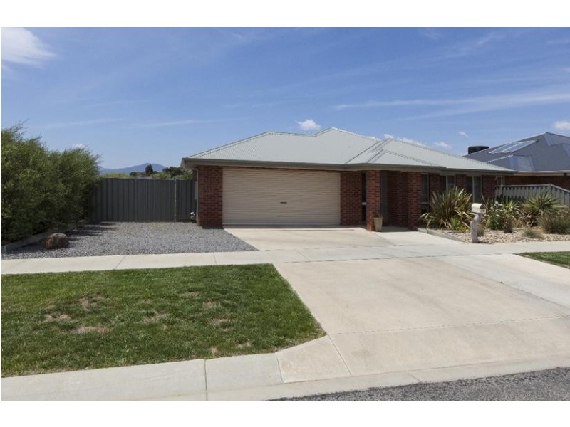 32 Wild Street, Ararat VIC 3377