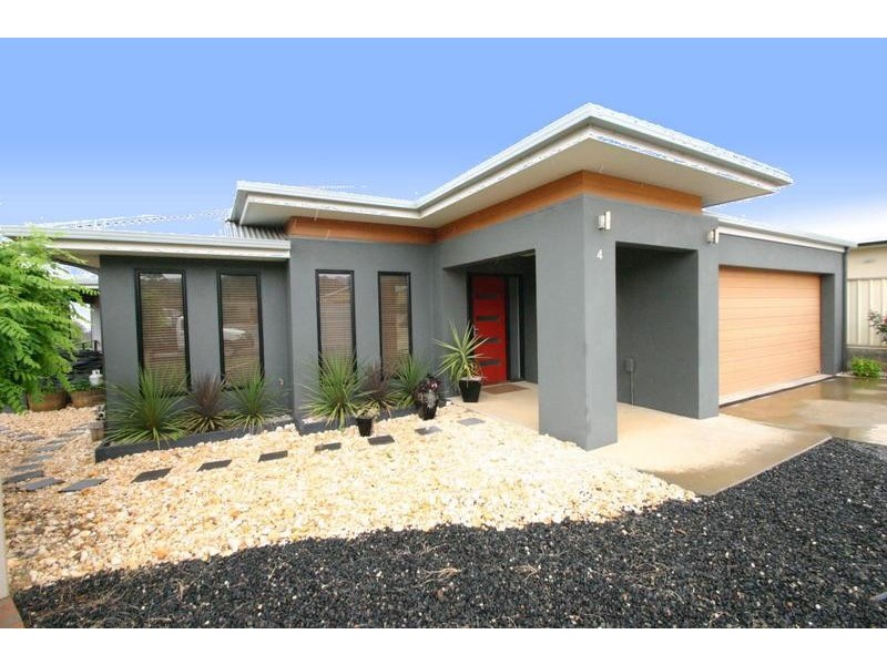 4 Highview Court, Ararat VIC 3377