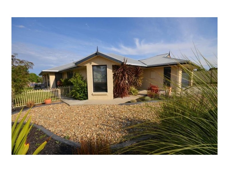 2 Highview Court, Ararat VIC 3377