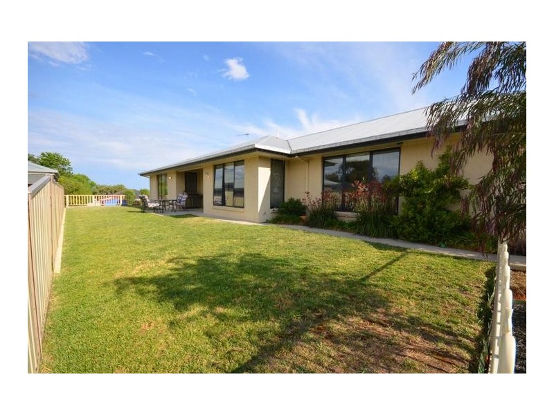 2 Highview Court, Ararat VIC 3377