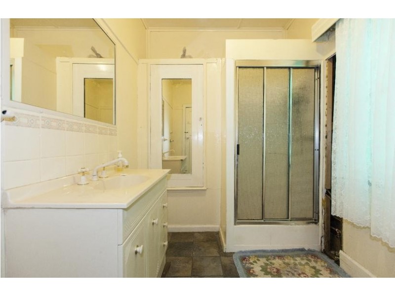 14 Commercial Street, Willaura VIC 3379