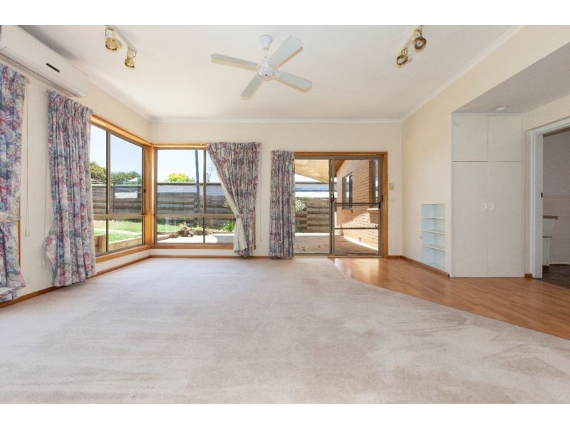 48 Barkly Street West, Ararat VIC 3377