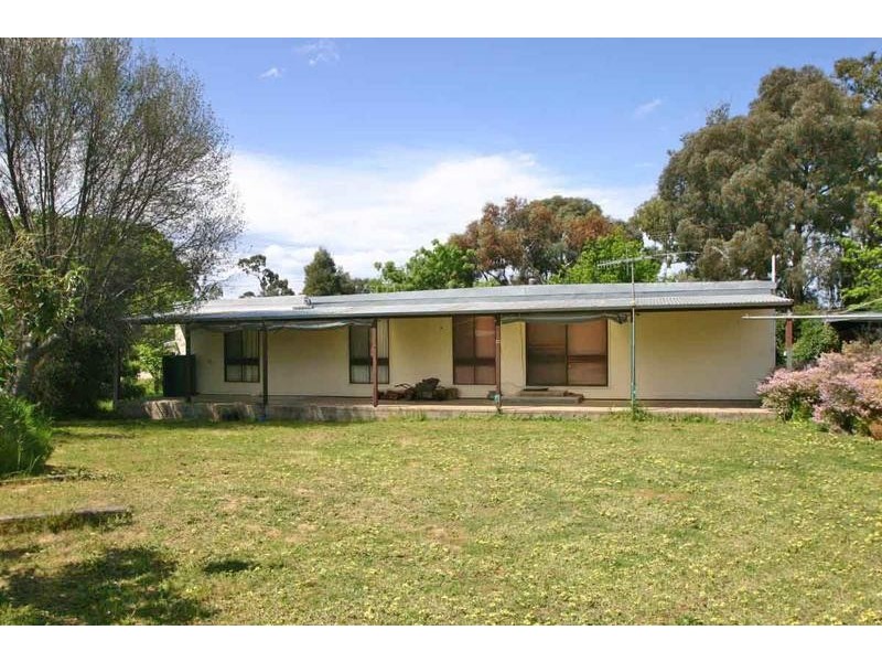 56 CLARKE STREET, Elmhurst VIC 3469