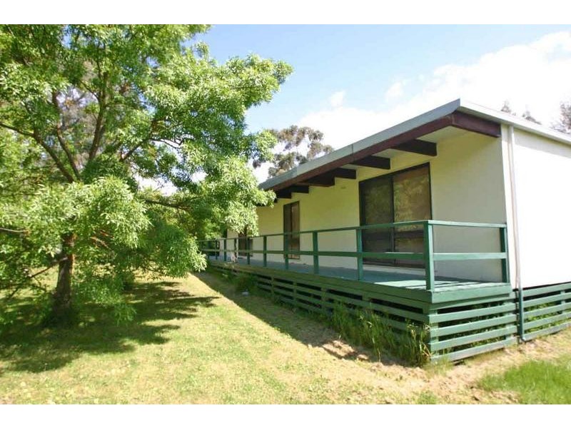 56 CLARKE STREET, Elmhurst VIC 3469