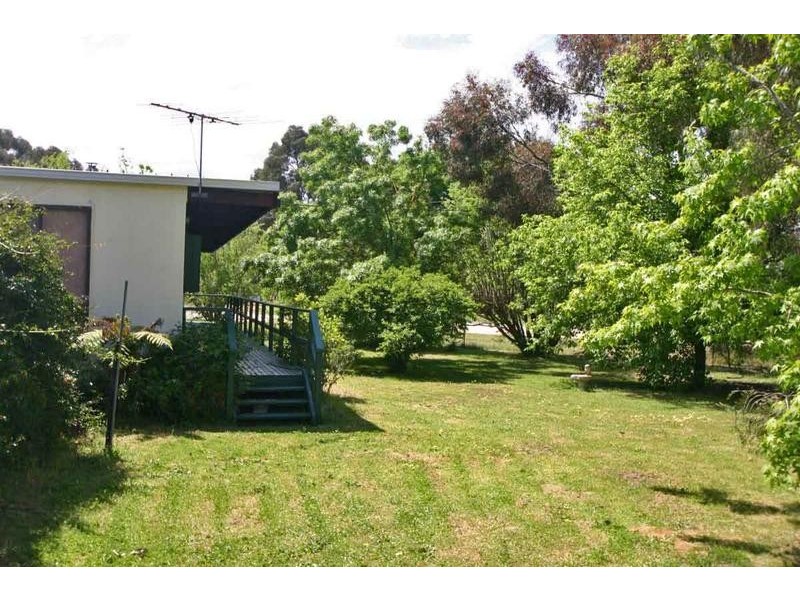 56 CLARKE STREET, Elmhurst VIC 3469