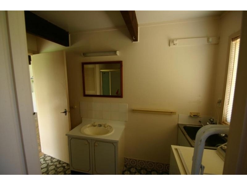 56 CLARKE STREET, Elmhurst VIC 3469
