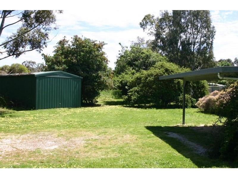 56 CLARKE STREET, Elmhurst VIC 3469