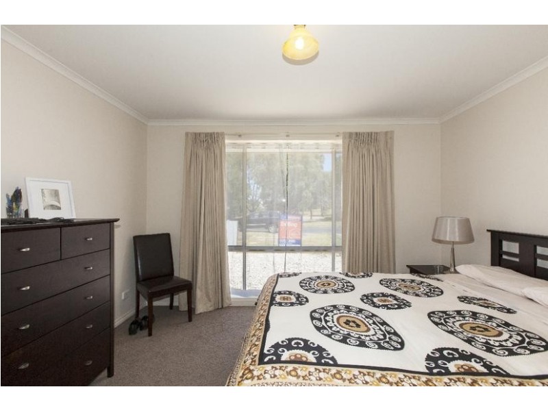 33 McGibbony Street, Ararat VIC 3377