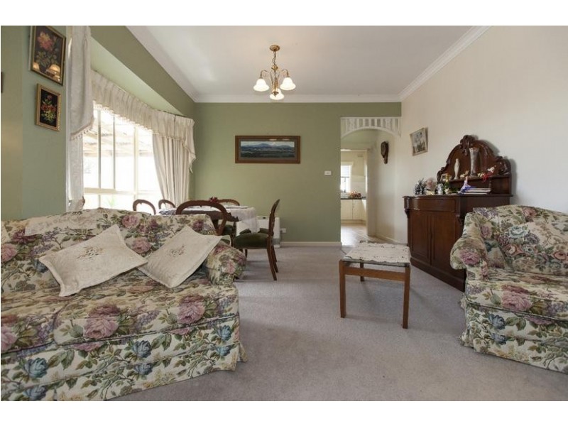 6 Hewitt Street, Ararat VIC 3377